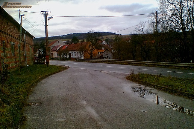 Pohled na Bark, odkud se tehdy torndo pihnalo