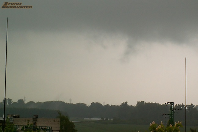 Wall cloud